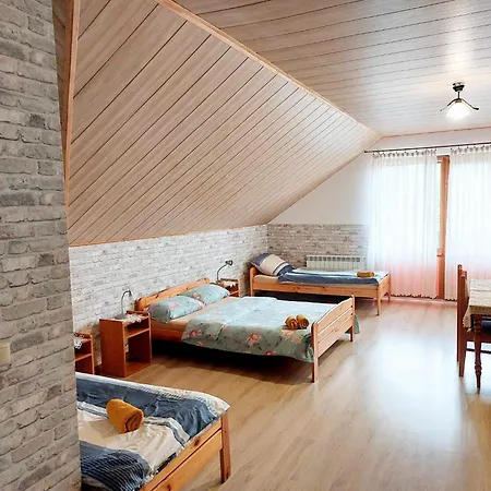 Nocleg Hotel Nad Stawami Brzostek Екстер'єр фото